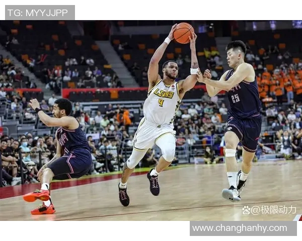 CBA广厦与深圳精彩对决录像回放全程回顾与分析